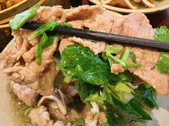 -谢老五跷脚牛肉·非遗传承店