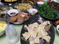 -辉记虾塘海鲜农庄