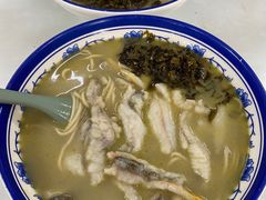 -明呈黄鱼面馆(斜土路店)