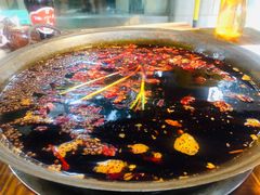 红汤锅底-铜元老码头鳝鱼火锅