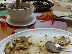 -年辉渔村·非遗传承餐厅(新丰江店)
