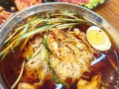 -韩风烤牛肉冷面店