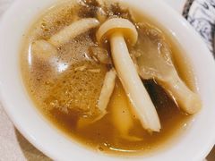 -梅龙镇酒家(南京西路总店)