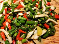 黄喉Gai面-二孃鸡爪爪(东风路总店)
