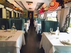 靠窗位-火车头法国西餐厅