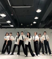 -唯舞空间