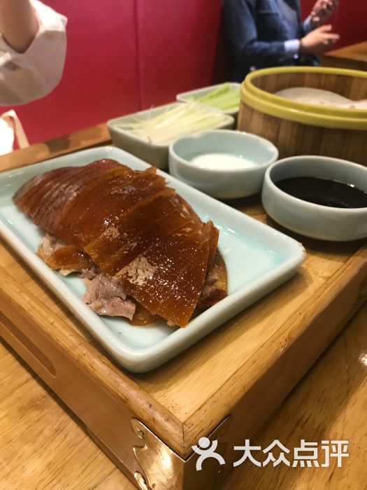 聚京味酥不腻烤鸭烤鸭图片 第1张