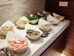-万荟轩海鲜·粤式点心自助餐厅(蓝海风万怡酒店)