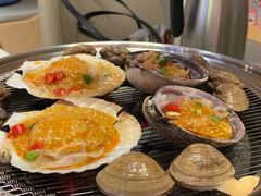 -围炉肉舍•炭烤活鳗•丹东海鲜烤肉(步行街店)