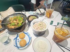 -费大厨辣椒炒肉(黄兴中心广场店)