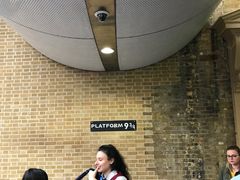 -九又四分之三站台