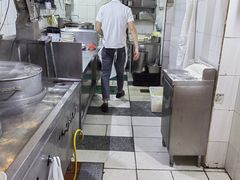 景观位-西部马华清真兰州牛肉面·烧烤夜市(关东店)