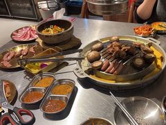 -哈哈碳都·牛肋条无限自助烤肉(台江万达店)