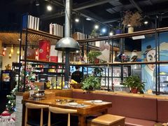 大堂-万兴佳烤肉·长白山老味道(东岸里店)