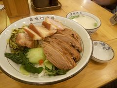 -狮头牌卤味研究所·卤味饭(花城汇南区店)