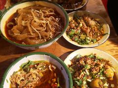 -拈签一笑黄牛肉辣卤串串
