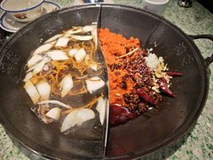 -鸿姐老火锅(龙阳店)