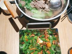 -川堂风·跷脚牛肉·乐山爆炒(宝山日月光店)