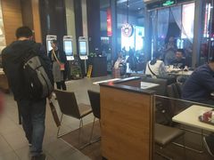 大堂-肯德基(南京高铁1店)