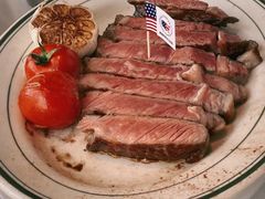 -MONICH牛排融合餐厅(和义大道购物中心店)