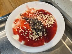 草莓酱甜豆腐花-和众大油条(维明路店)