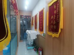 -靓芙泉祛痘.科技美肤连锁