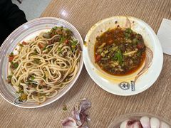 伊犁碎肉拌面-歹歹的加个面过油肉拌面(贵州路店)