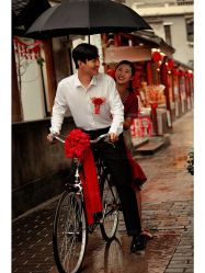 -雪中彩影婚纱摄影·微光艺术中心