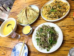 -溢心园香河肉饼总店