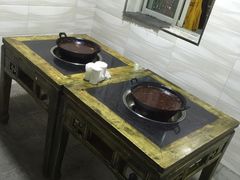 -石灰市毛记烧鸡公(解放碑店)