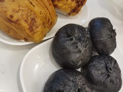 -李与白包子铺(桐梓林店)