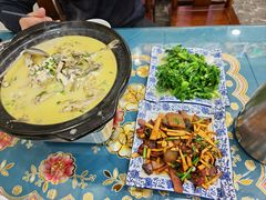 -记忆湘菜馆(芙蓉镇店)
