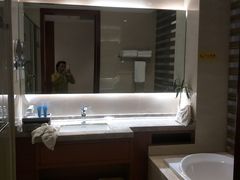 -兴芮温泉度假区