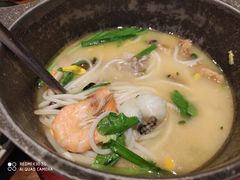 傳統云南米綫-云海肴·汽锅鸡·云南菜(苏州中心店)