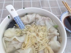 -笑来喜馄饨小笼工坊店(湖滨街店)