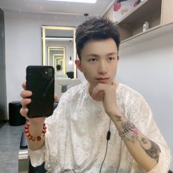 -诗悦发型烫染SALON