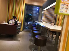 -麦当劳(总统大酒店店)