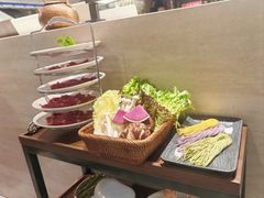 -得意咚瓜·顺德鱼生·冬瓜火锅(深圳首店)