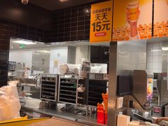 -麦当劳(凯德MALL太阳宫店)