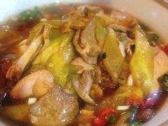 -裕新楼粉面馆·石磨手工粉(四方坪店)