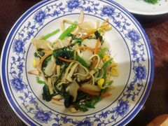 -古都历食南京菜·烤鸭·鸭血粉丝·汤包(南京博物院店)