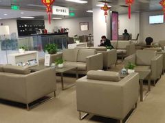 -上海冠松华奥奥迪4S店(张江店)