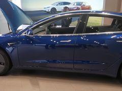 -TESLA 特斯拉(上海太古汇体验店)