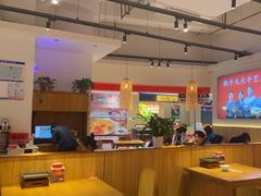 -怪噜范·老贵阳街头名小吃(数博万达店)