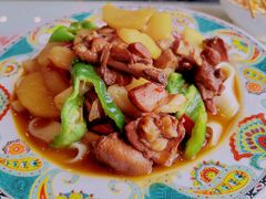 新疆沙湾大盘鸡-巴依老爷新疆美食(马驹桥店)