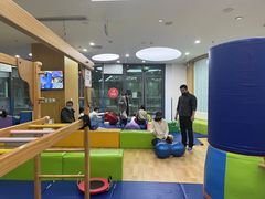 -澳洲袋鼠早教(金辉环球广场店)