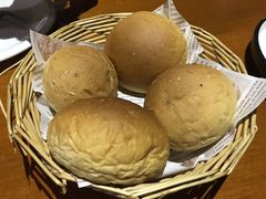 自制面包篮BreadBasket-布拉格餐厅· 中欧捷克菜(全国首店)