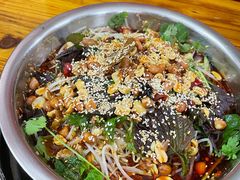 -周良天山牛杂城(天山路总店)