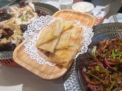 -小鱼小牛·鱼牛干锅·脆鱼火锅(世欧广场店)