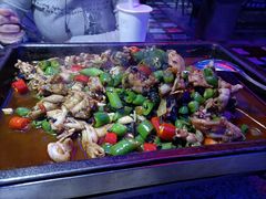 炭烧牛蛙平锅紫苏味-蘭奢雅集·江浙菜(青山江滩店)